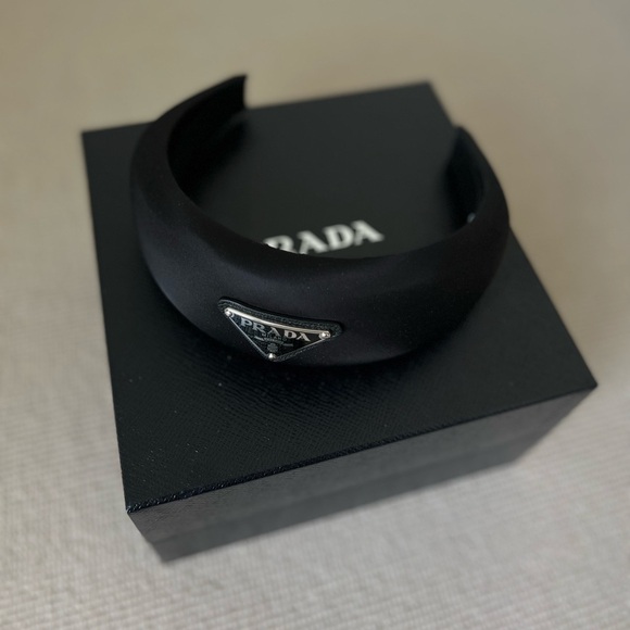 PRADA BLACK RE-NYLON HEADBAND - Picture 2 of 8